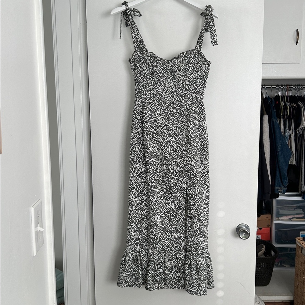 Petal & Pup Carmen Dress